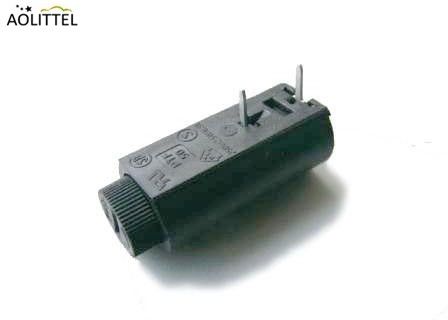 Tenedor cilíndrico PTF-45 del fusible del PWB de la vertical 5x20m m de Shocksafe 10 amperios 250 voltios con el tapón de tuerca 10 milímetros de espaciamiento del Pin