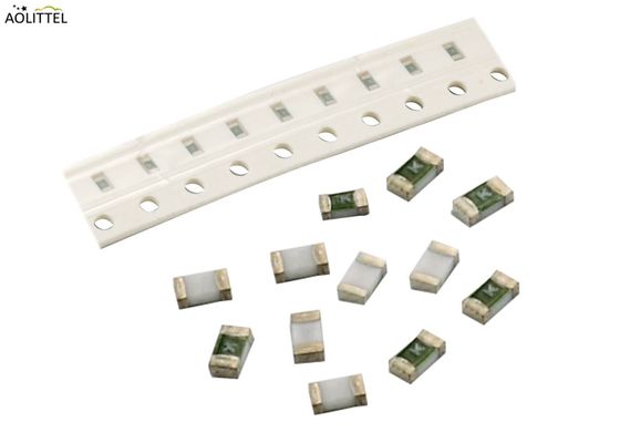 0603 fusibles superficiales muy de acción rápida finos del soporte de la película del tamaño con el clasificación de 250mA-8A 63VDC 32VDC