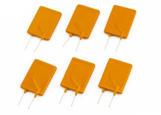 La línea voltaje valoró el fusible restaurable radial TRM075 0.75A 240V de los dispositivos LVR075S-2 PTC para los lastres de la iluminación del LED