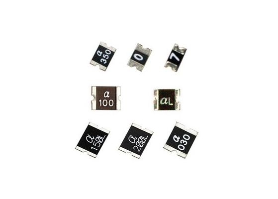 El TUV aprobó el fusible restaurable aumentable superficial métrico EIA 0603 6V 500mA del perfil bajo 1608 POLY-FUSE SMD PTC