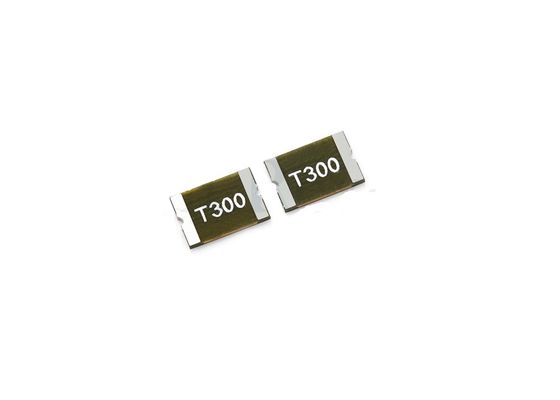 Termistor restaurable 1210 0.1A 30V MicroSMD del PTC del polímero del soporte superficial métrico de SMT 3225 para la protección de circuito termal