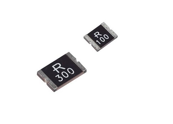 SMD2920P185TF PolyFuse 7351 fusibles restaurables PPTC 1.85A 33V 2920 del soporte superficial para el equipo de telecomunicaciones de la baja tensión