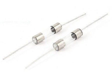 La UL americana enumeró el fusible miniatura 3,15 del tubo de cristal un 250V 5 milímetro x que de retraso de tiempo medios de 20 milímetros reducen los fusibles de cartucho del soplo T