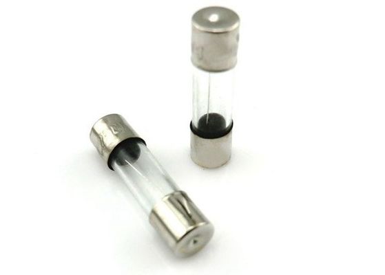 La UL americana enumeró el fusible miniatura 3,15 del tubo de cristal un 250V 5 milímetro x que de retraso de tiempo medios de 20 milímetros reducen los fusibles de cartucho del soplo T