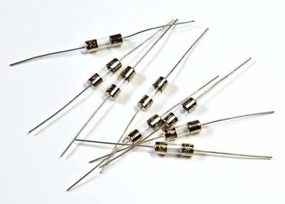 El tubo de cristal de salidas axiales temporario de fractura bajo del fusible del Rápido-soplo de la CA 250V 3.15A 4x11m m de la capacidad con VDE CQC del cUL de la UL aprobó