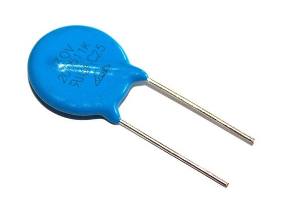 Tipo plomado radial azul de alto voltaje 350J de la oleada 4.5KA del varistor 20D471K 470V el 10% del disco VDR de los HEL ZOV 20m m alto disponible