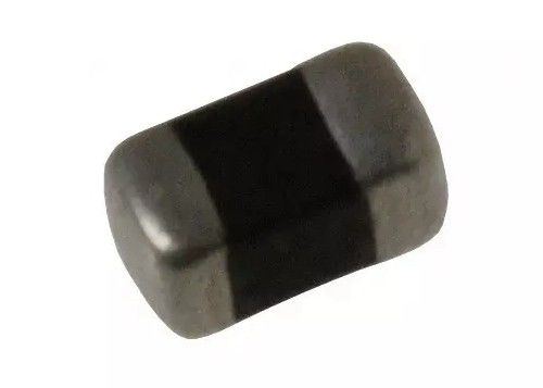 Varistor de múltiples capas métrico del microprocesador del soporte MLV MLCV SMD 1608 superficiales MVR0603-8R0G 8V 30A para la protección contra sobrecargas