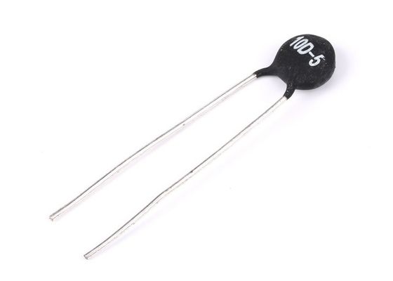 A través del microprocesador MF72 10D-5 10Ohm 5m m del termistor del poder NTC del agujero 0.7A echan el resistor negativo del coeficiente de temperatura 6mW de 5m m