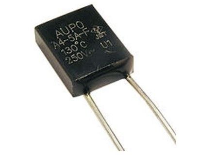 Vínculo termal compacto Tf 130℃ 250V 5A A4-5A-F del fusible del atajo del tamaño AUPO de la resistencia baja paso a paso con los temporeros global certificados