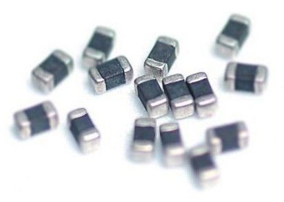 Termistor superficial 0402 del microprocesador NTC del paquete del soporte 0603 0805 SMD para el xEV automotriz Wearables de la tableta de Smartphone médico