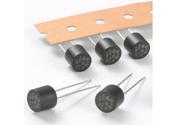 Sumerja alrededor de la UL RESUELTA 250V micro clasificada Subminiature del fusible T3.15A 3.15A 277V 8.35x7.7m m de ejecución del retraso radial del plazo